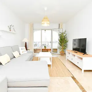 Expoholidays - Puerto Deportivo La Goleta Apartamento